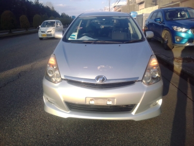 Автомобиль TOYOTA WISH ZNE14 1ZZ-FE 2006 года в разбор