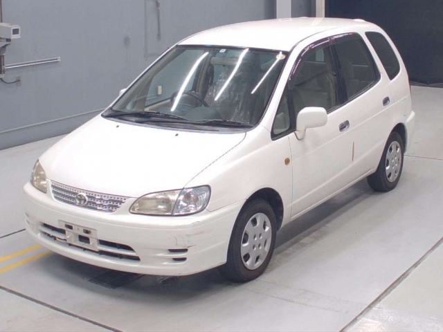 Автомобиль TOYOTA COROLLA SPACIO AE111 4A-FE 2000 года в разбор