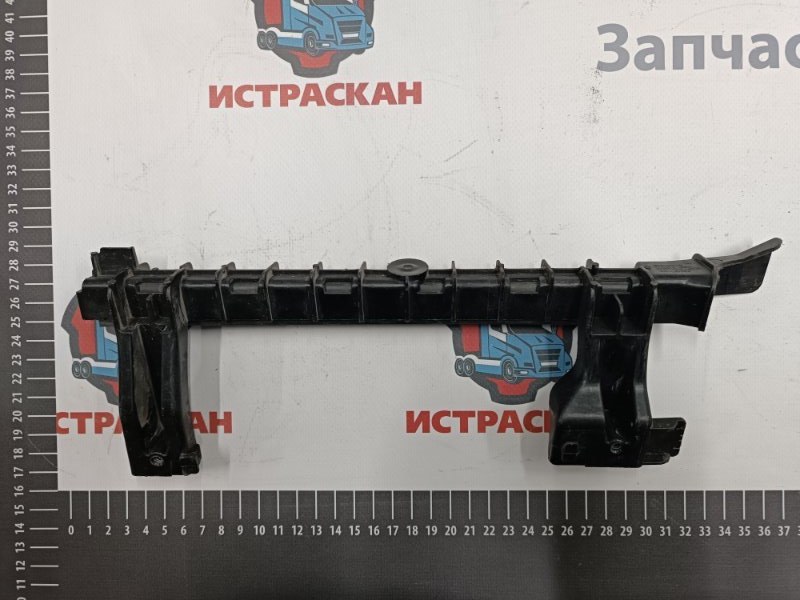 Направляющая SCANIA 6 серия L/P/G/R/S 2016 правая (б/у)