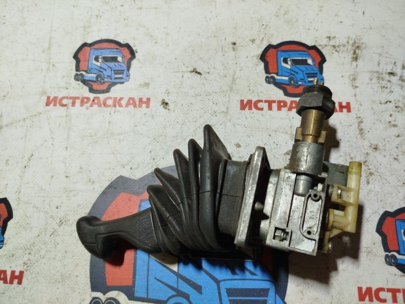 Кран стояночного тормоза SCANIA 4 серия 1994 (б/у)
