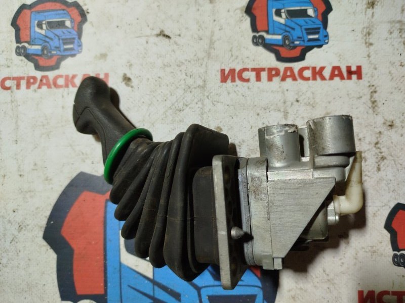 Кран стояночного тормоза SCANIA 4 серия 1994 (б/у)