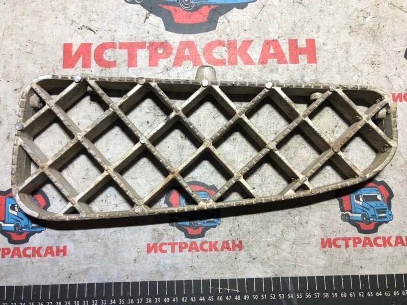 Подножка SCANIA 4 серия P/R 1994 (б/у)