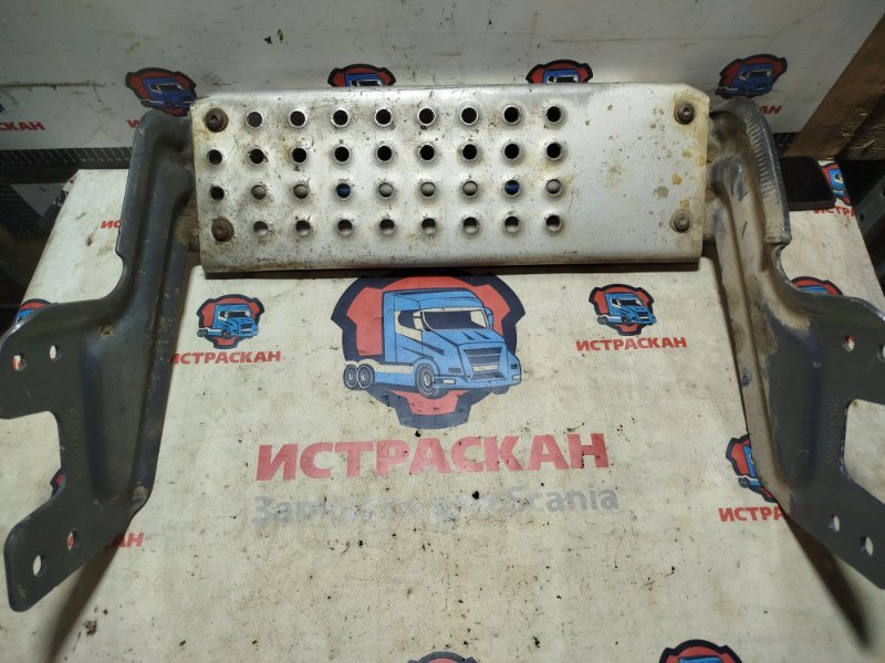 Подножка SCANIA 6 серия L/P/G/R/S 2016+ (б/у)