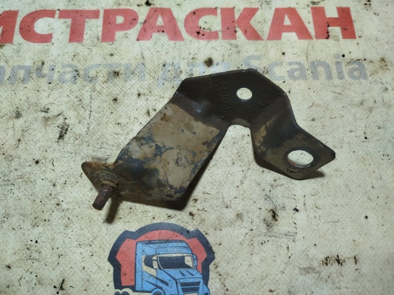 Кронштейн SCANIA 6 серия L/P/G/R/S DC 13 153 2016+ передний левый (б/у)