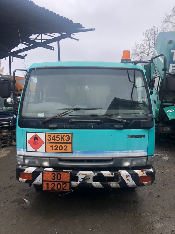 nissan diesel condor 1995