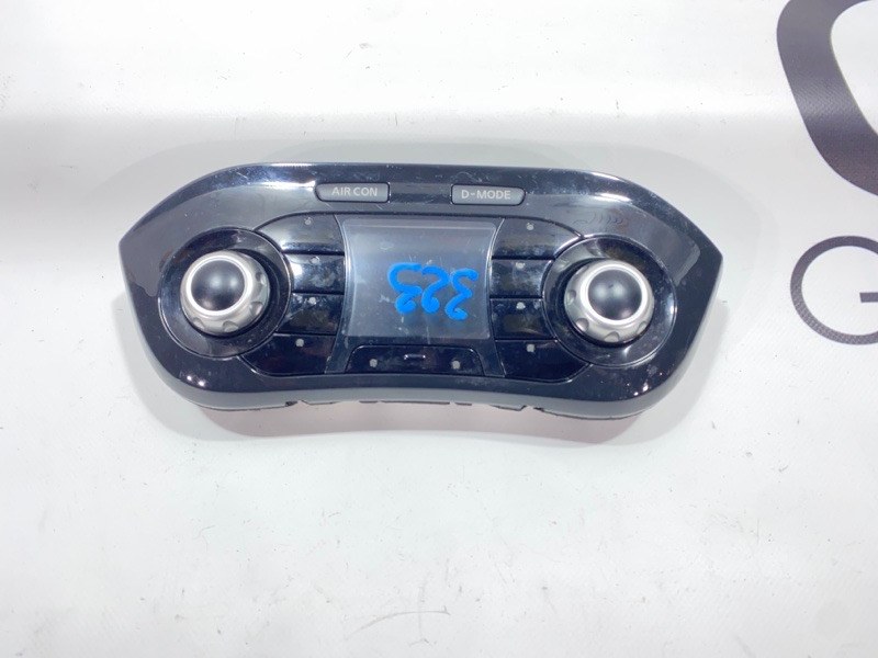 Блок управления климат контролем Nissan Juke NF15 MR16DDT 2012 (б/у)