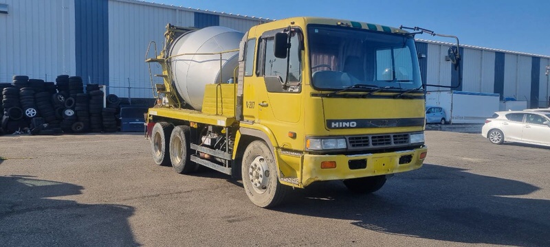 Кабина Hino Profia FS2FKB F17E 1995 (б/у)