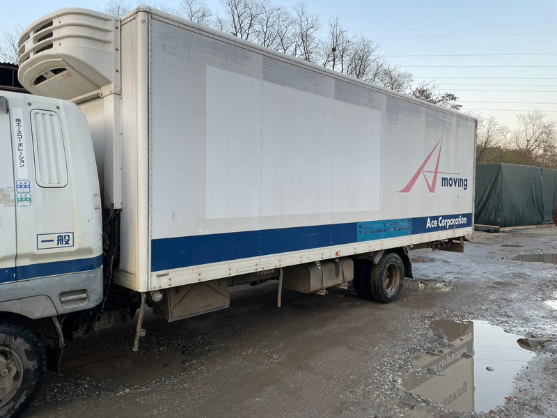 Фургон (будка) рефрижератор Mitsubishi Fuso Fighter FK61HL 6M61 2001 (б/у)