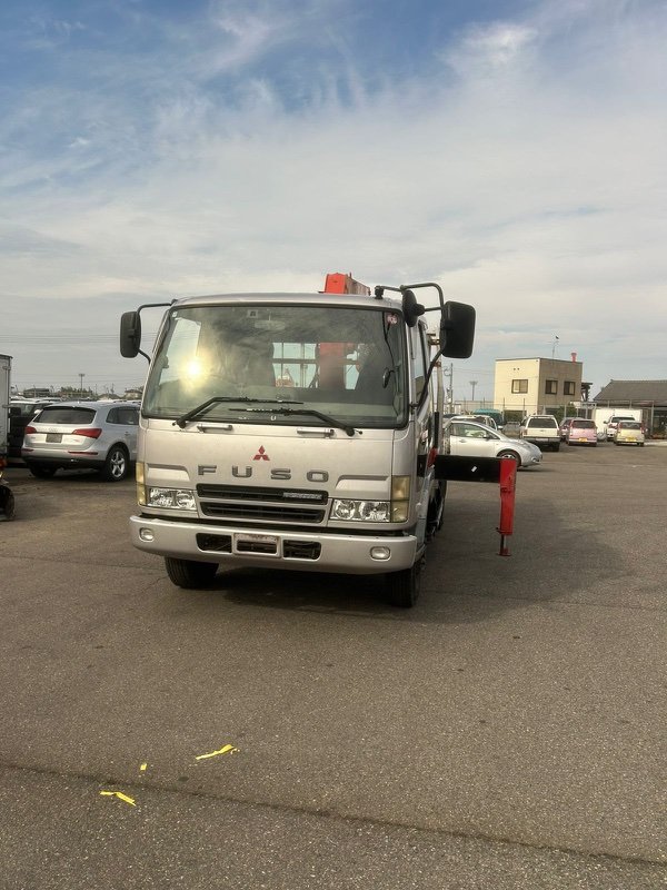 Кабина Mitsubishi Fuso Fighter FK61 6M61 2002 (б/у)