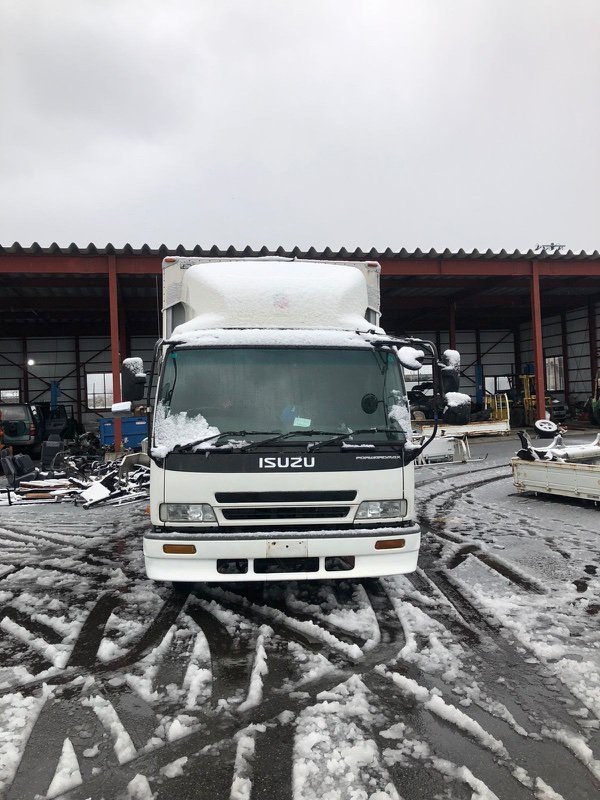 Кабина Isuzu Forward FRD35 6HL1 2003 (б/у)