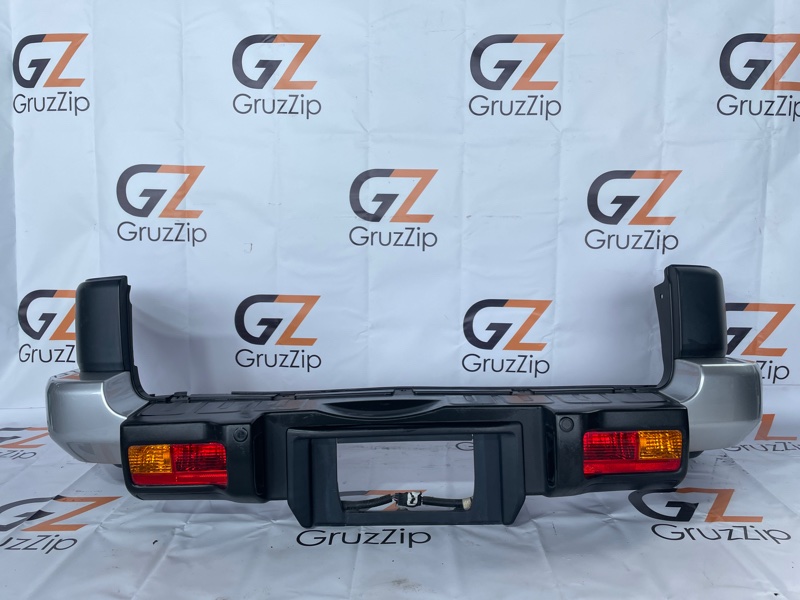 Бампер Toyota FJ Cruiser GSJ15W 1GR-FE 2011 задний (б/у)