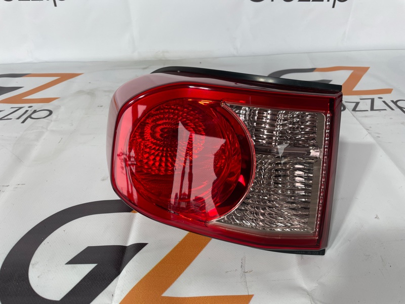 Стоп-сигнал Toyota FJ Cruiser GSJ15W 1GR-FE 2011 задний левый (б/у)