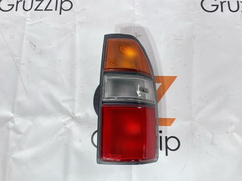 Стоп-сигнал Toyota Land Cruiser Prado VZJ95W 5VZ-FE 1998 задний правый (б/у)