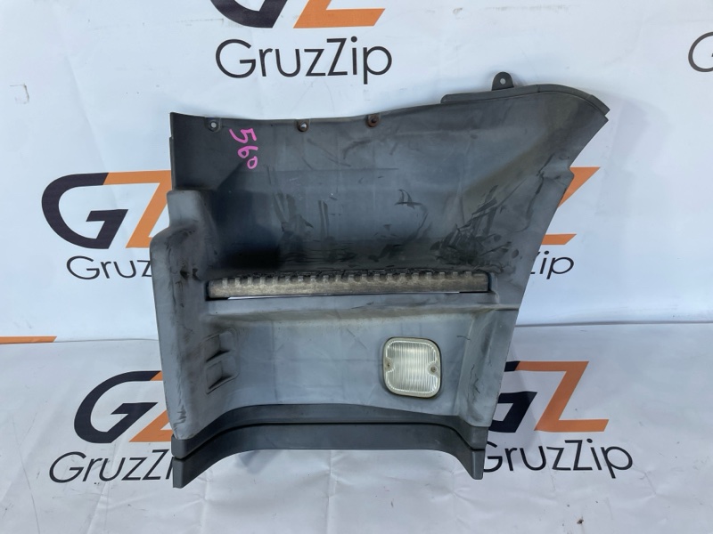 Подножка Isuzu Giga CYL51 6WF1 2004 левая (б/у)