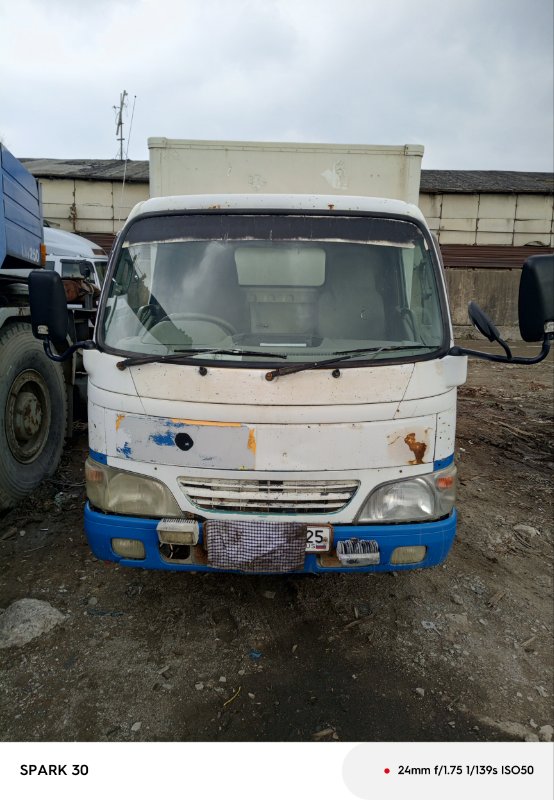 Кабина Hino Dutro XZU307 S05C 2004 (б/у)