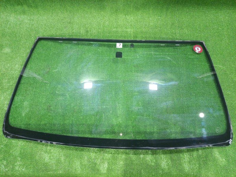 Стекло лобовое Toyota Land Cruiser Prado GRJ120W 1GR-FE 2007 (б/у)