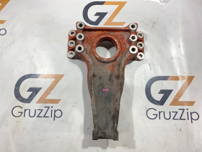 Крепление стабилизатора Isuzu Giga CYJ77W6 6UZ1 2006 (б/у)