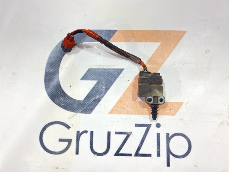Датчик подъёма кабины Isuzu Giga CYJ77W6 6UZ1 2006 (б/у)