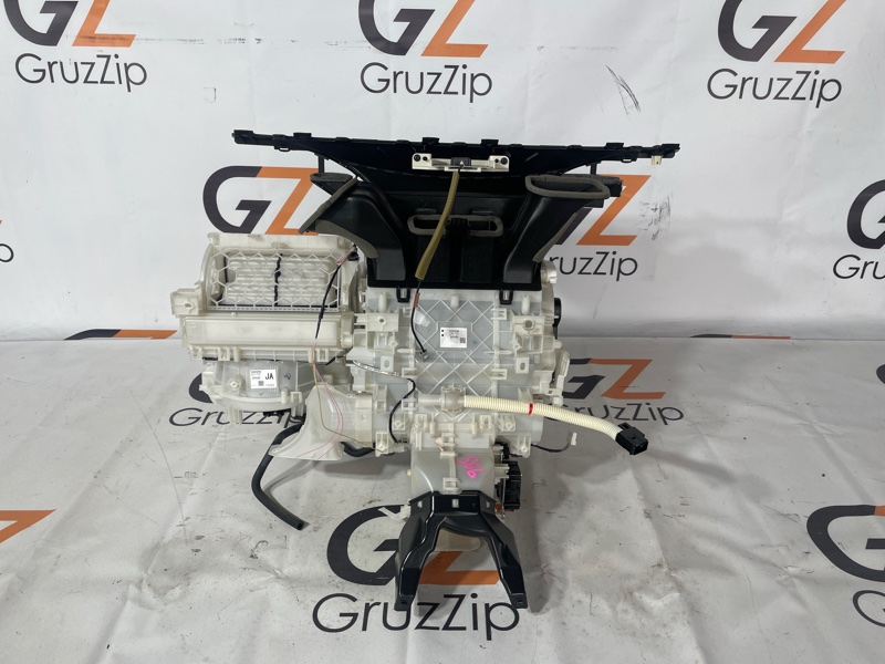 Печка в сборе Toyota Harrier ZSU65W 3ZR-FAE 2015 (б/у)