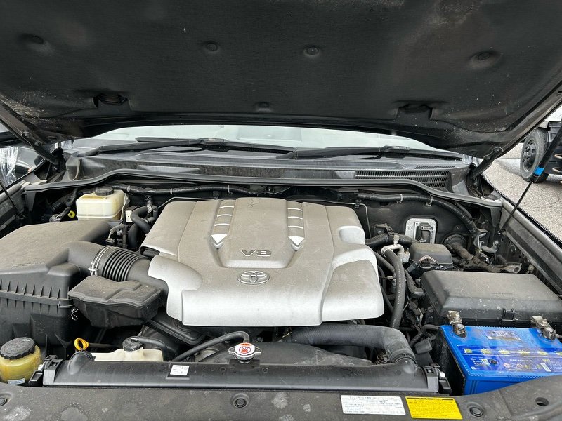 Двигатель Toyota Land Cruiser UZJ200W 2UZ-FE 2008 (б/у)
