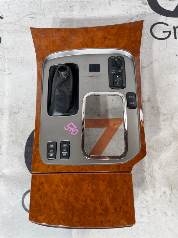 Консоль АКПП Toyota Land Cruiser UZJ100W 2UZ-FE 2004 (б/у)