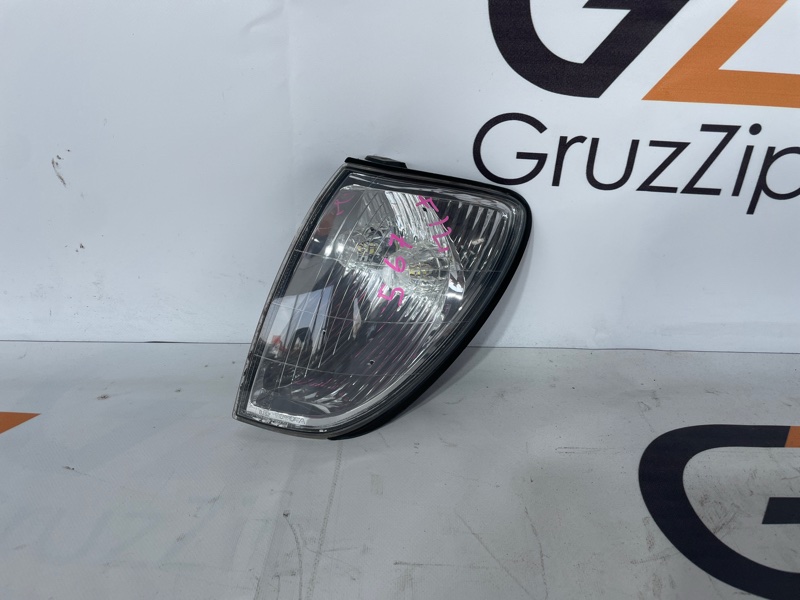 Поворотник Toyota Land Cruiser Cygnus UZJ100W 2UZ-FE 2002 передний левый (б/у)