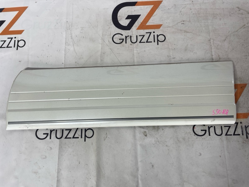 Накладка на дверь Toyota Land Cruiser UZJ100W 2UZ-FE 2004 передняя правая (б/у)