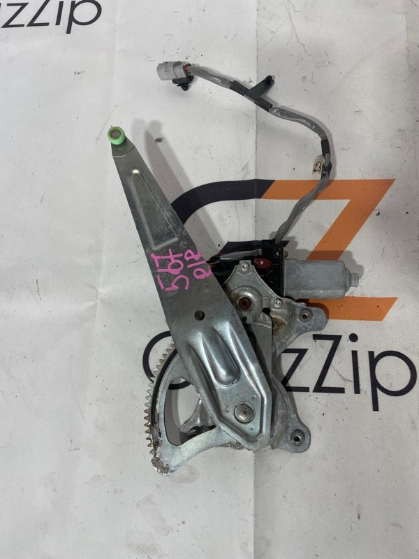 Мотор стеклоподъемника Toyota Land Cruiser Cygnus UZJ100W 2UZ-FE 2002 задний правый (б/у)