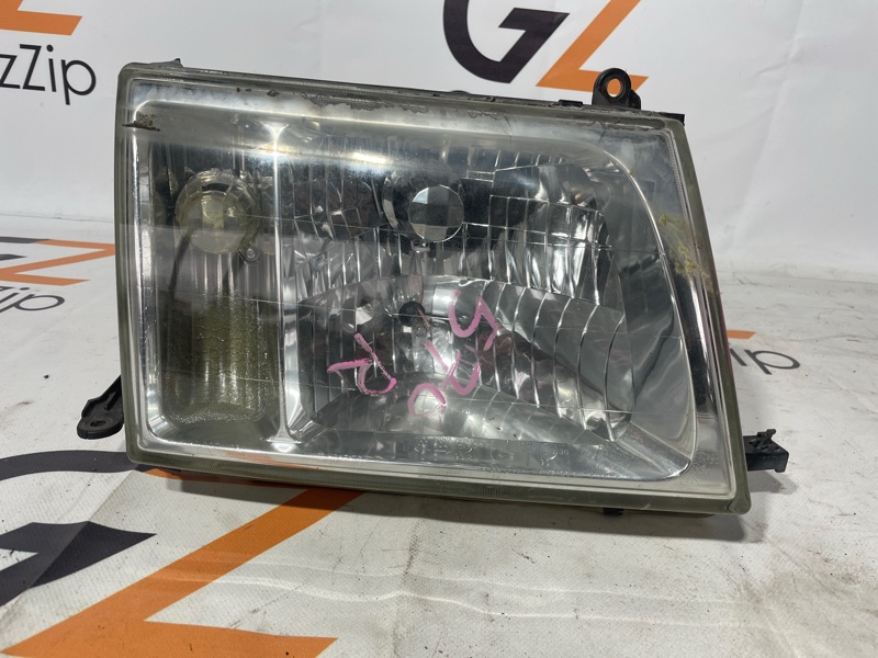 Фара Toyota Land Cruiser UZJ100W 2UZ-FE 2004 передняя правая (б/у)