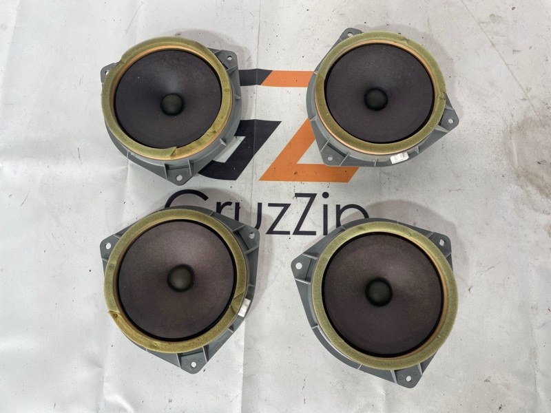 Динамик Toyota Land Cruiser Cygnus UZJ100W 2UZ-FE 2002 (б/у)