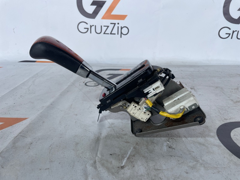 Селектор акпп Toyota Land Cruiser Cygnus UZJ100W 2UZ-FE 2002 (б/у)