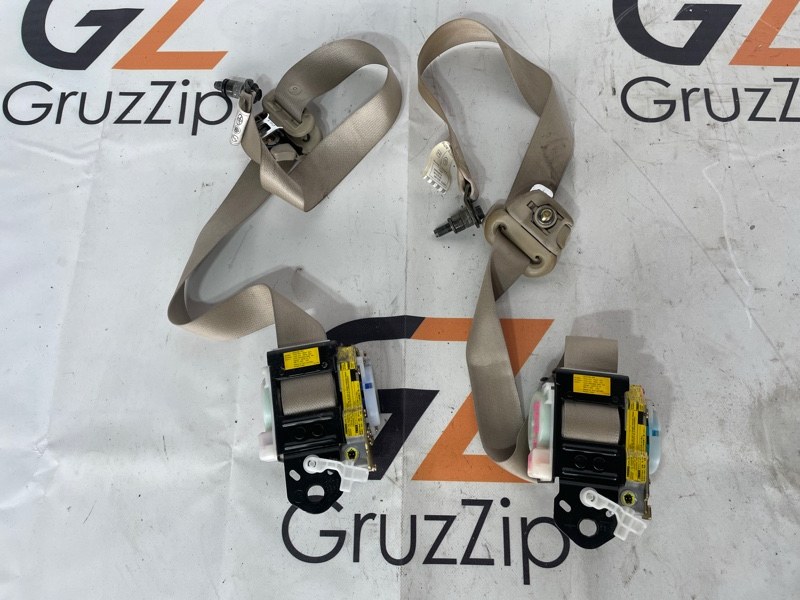 Ремень безопасности Toyota Land Cruiser Cygnus UZJ100W 2UZ-FE 2002 передний (б/у)