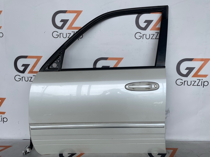 Дверь Toyota Land Cruiser UZJ100W 2UZ-FE 2004 передняя левая (б/у)