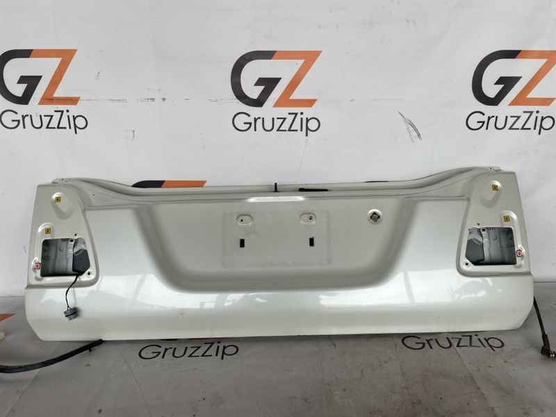 Дверь багажника Toyota Land Cruiser UZJ100W 2UZ-FE 2004 задняя (б/у)