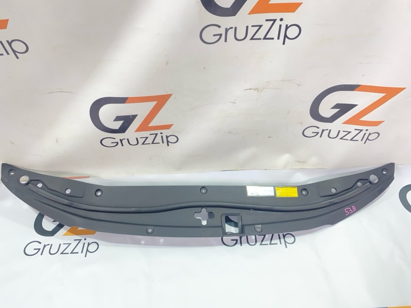 Накладка замка капота Toyota Land Cruiser UZJ200W 2UZ-FE 2008 (б/у)
