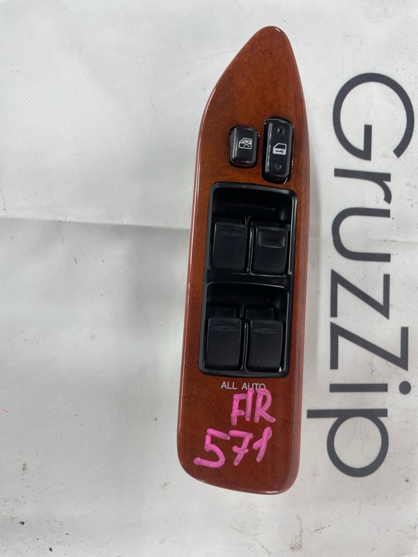 Кнопка стеклоподъемника Toyota Land Cruiser Cygnus UZJ100W 2UZ-FE 2001 передняя правая (б/у)