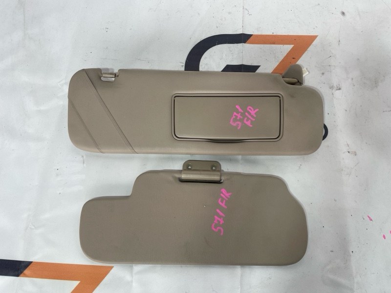 Козырек солнцезащитный Toyota Land Cruiser Cygnus UZJ100W 2UZ-FE 2001 передний правый (б/у)