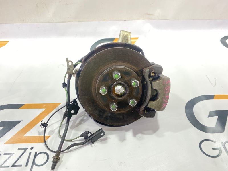 Ступица Toyota Prius ZVW30 2ZR-FXE 2013 передняя правая (б/у)