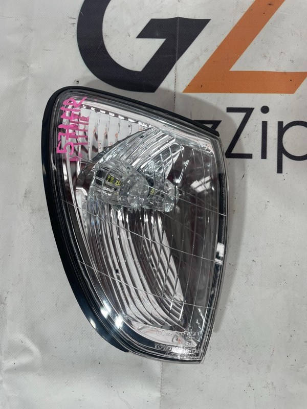 Габарит Toyota Land Cruiser Cygnus UZJ100W 2UZ-FE 2001 правый (б/у)