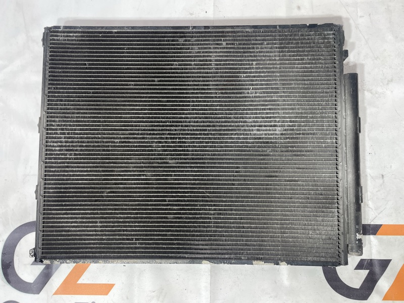 Радиатор кондиционера Toyota Land Cruiser Cygnus UZJ100W 2UZ-FE 2001 (б/у)