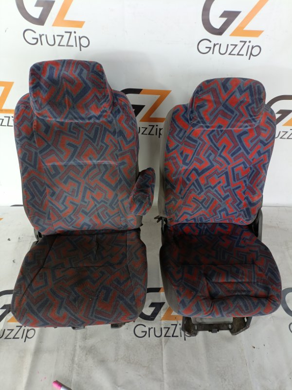 Сидение Isuzu Giga CYL51 6WF1 2004 (б/у)