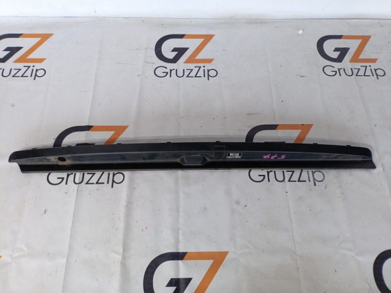 Накладка на бампер Toyota Land Cruiser Prado GRJ121W 1GR-FE 2005 задняя (б/у)