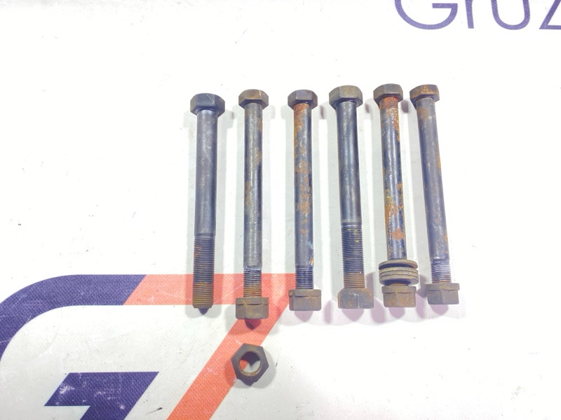 Болт подвески Isuzu Giga CXM71K 10PD1 1993 (б/у)