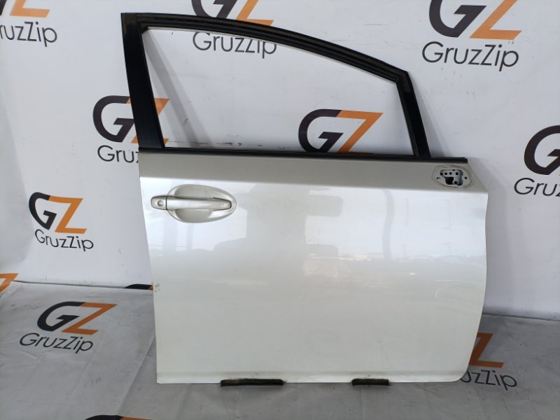 Дверь Toyota WISH ZGE25W 2ZRFAE 2009 передняя правая (б/у)