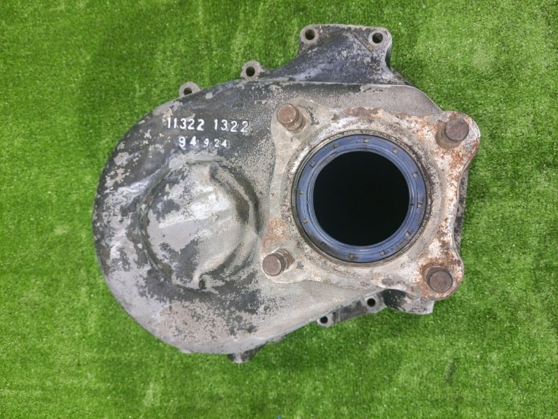 Задняя крышка мкпп Hino Profia FN2 P11C 1998 (б/у)