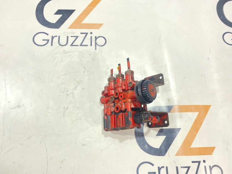 Пневмоклапан Isuzu Giga CYJ77W8 6UZ1 2007 (б/у)