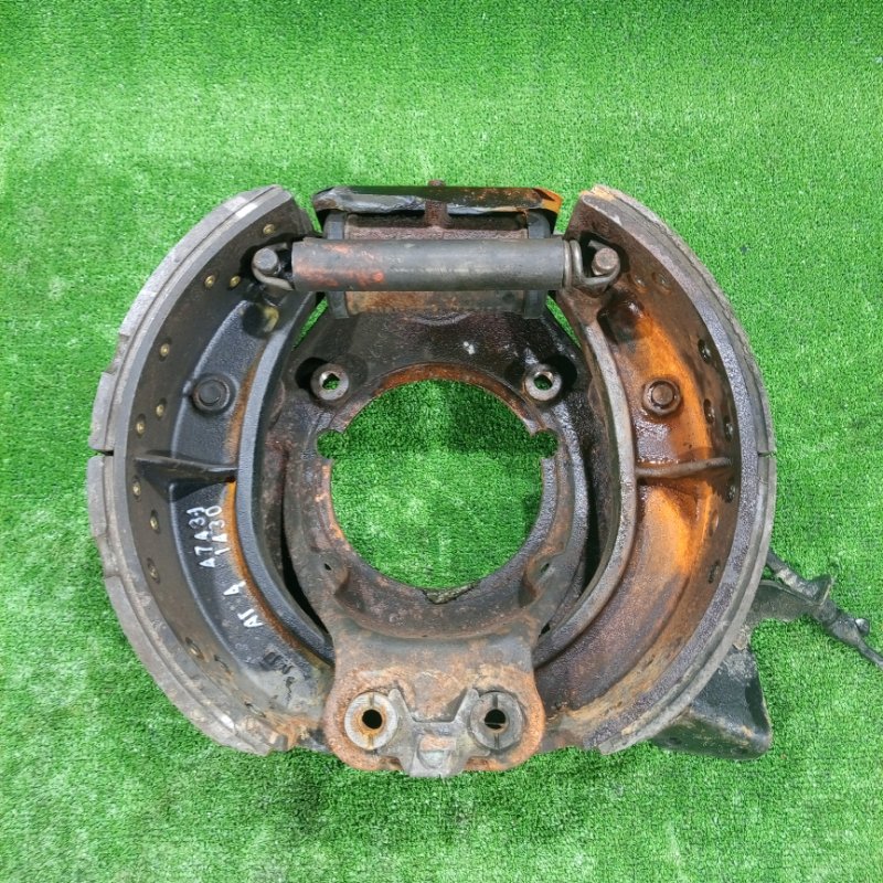 Тормозные колодки Hino Profia FS1FKE F17D 1999 переднее (б/у)