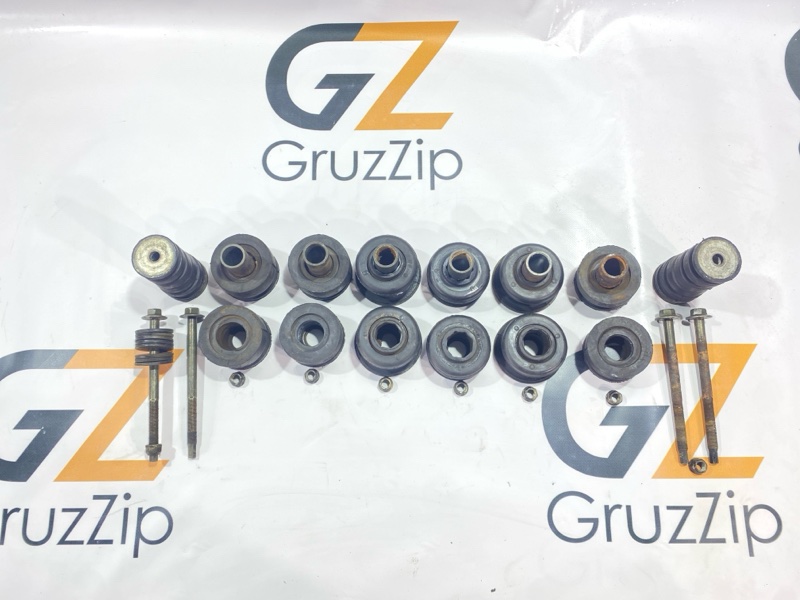 Подушка кузова Toyota Land Cruiser Prado VZJ120W 5VZ-FE 2004 (б/у)