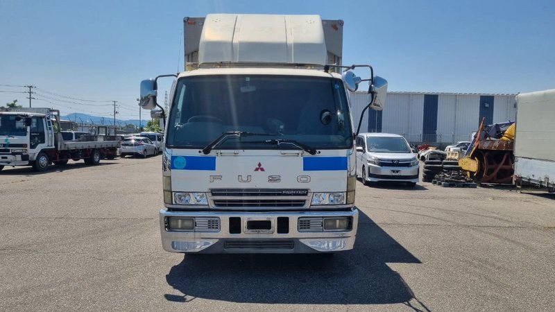 Спойлер кабины Mitsubishi Fuso Fighter FK61FK 6M60 2005 (б/у)