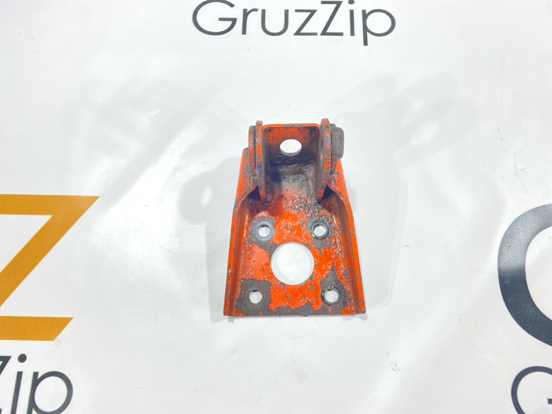 Крепление амортизатора Isuzu Giga CYJ77W6 6UZ1 2006 (б/у)